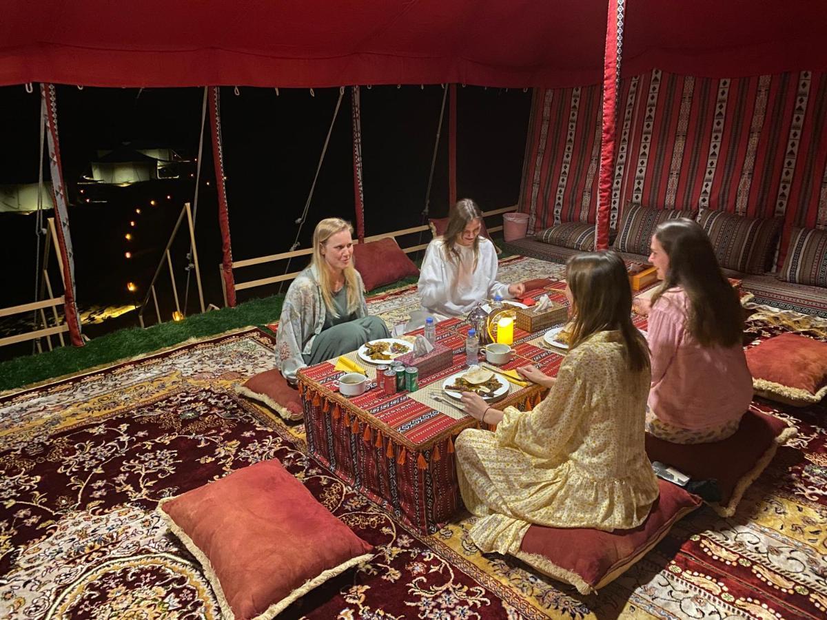 Desert Waves Camp Badīyah Екстериор снимка
