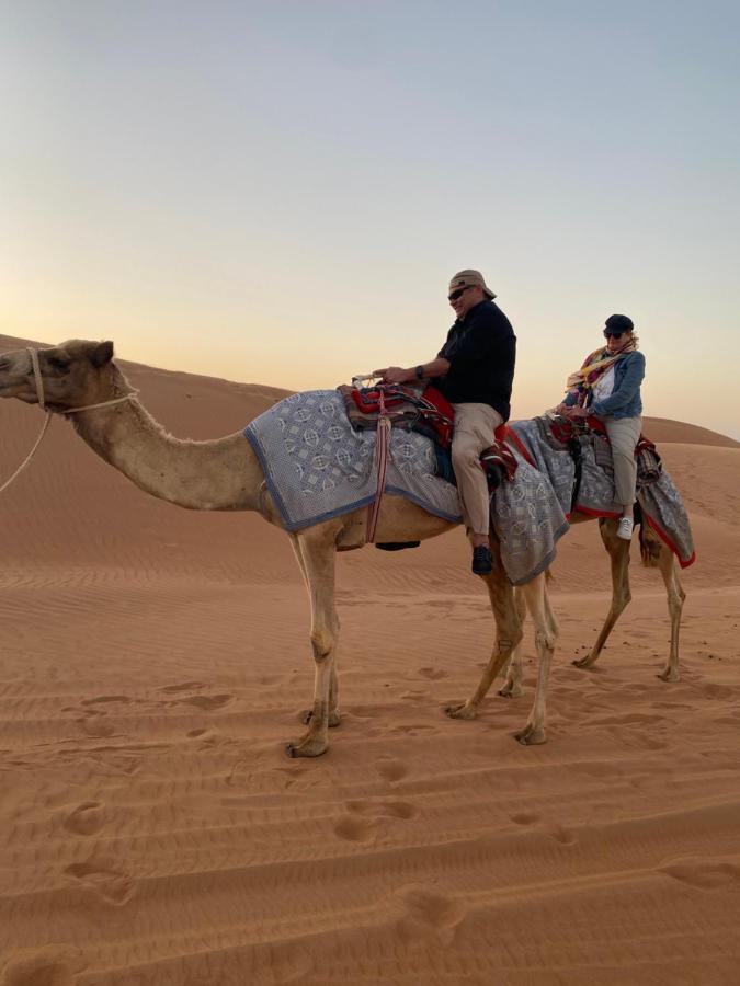 Desert Waves Camp Badīyah Екстериор снимка
